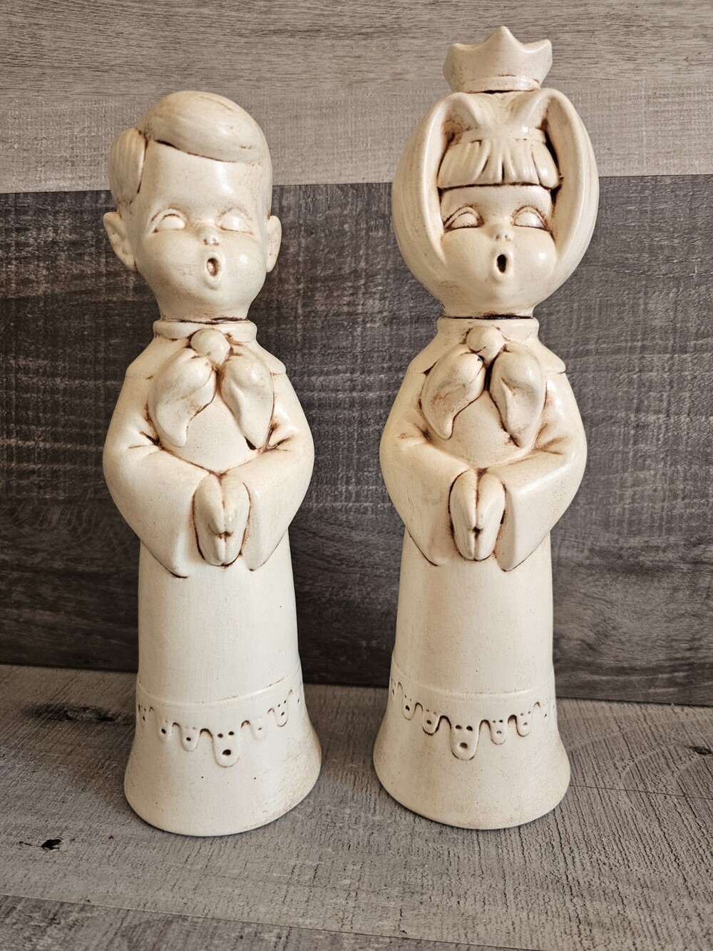 Vintage 1979 Singing Ceramic Alabaster Choir Boy & Girl Caroler Christmas